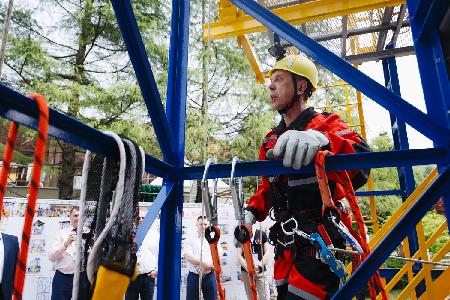 АЛЬФА ГРУПП приняло активное участие с 24 по 27 апреля в совещании на тему «Итоги работы по охране труда, промышленной, противофонтанной, пожарной и газовой безопасности в дочерних обществах и организациях ПАО „Газпром“ в 2023 году и задачи на 2024 год».